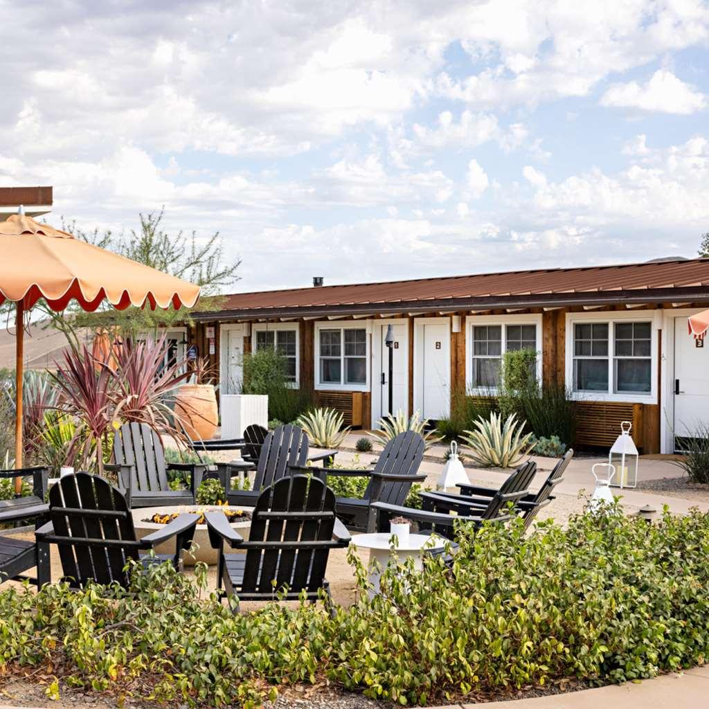 Skyview Los Alamos - 21 & Over Pool Exterior foto